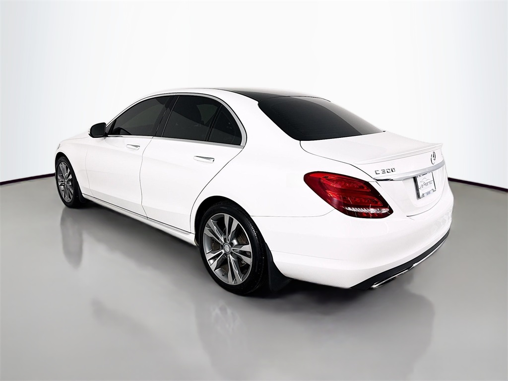 2015 Mercedes Benz C 300 4MATIC photo 3
