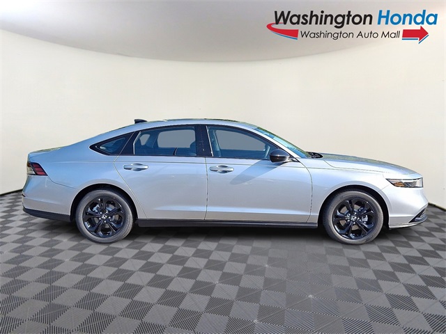 2025 Honda Accord SE photo 7