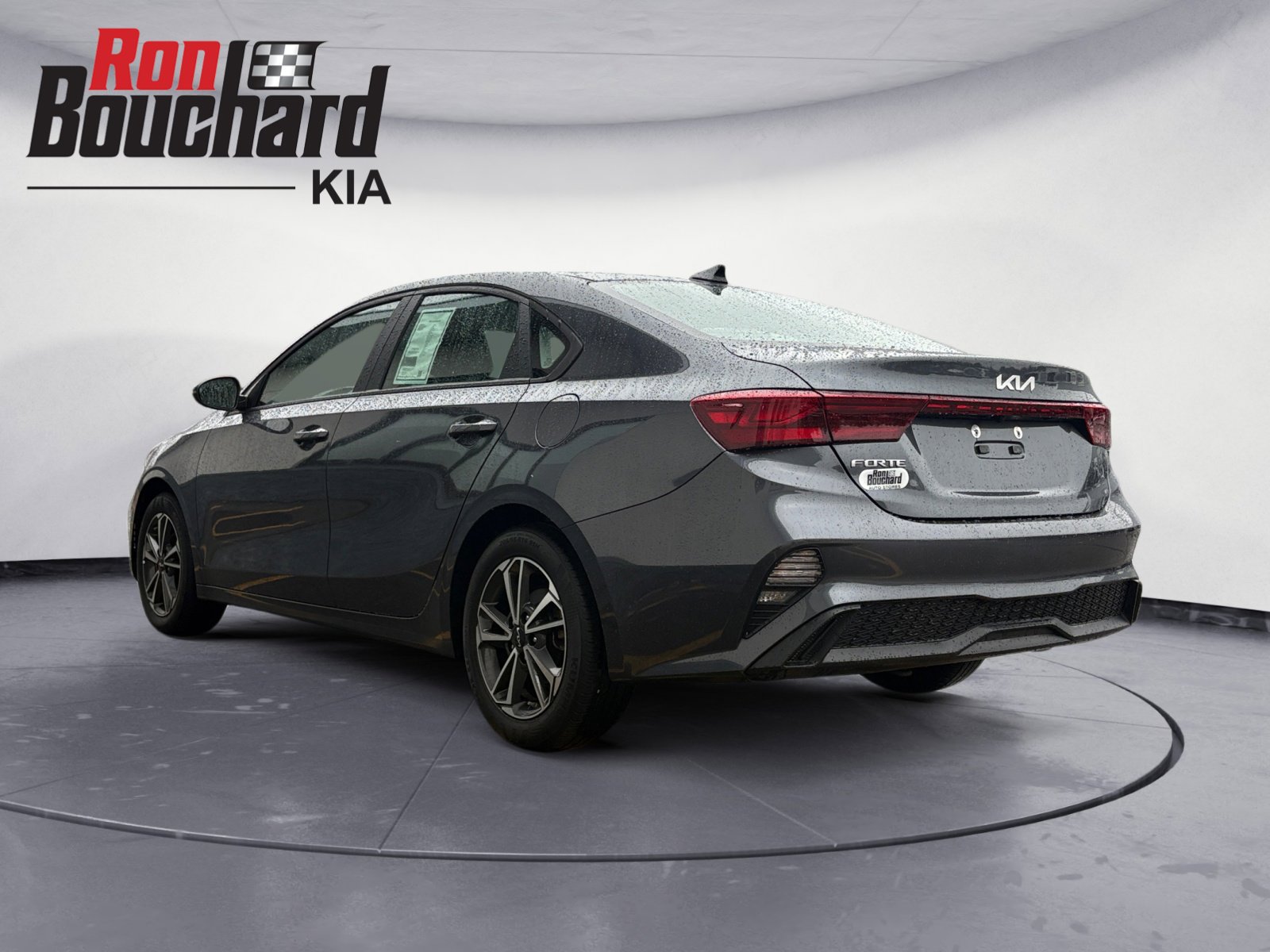 2022 Kia Forte LXS photo 4