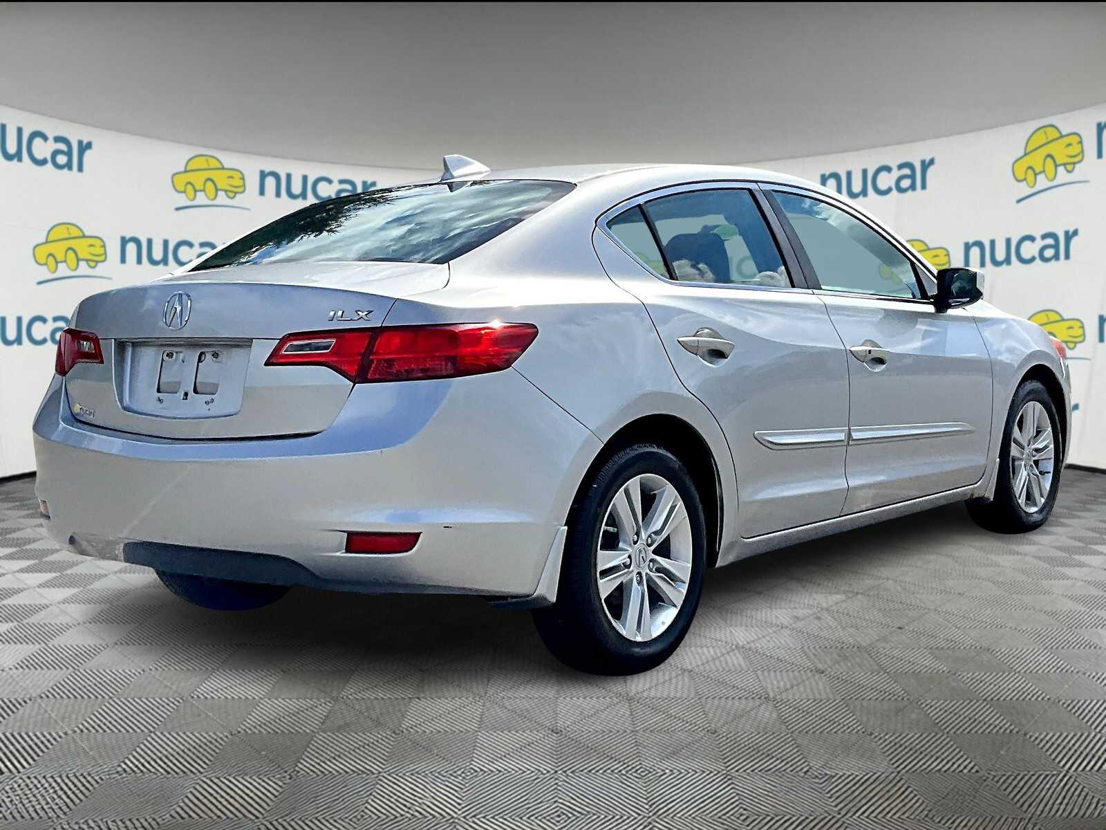 2013 Acura ILX 2.0L photo 6