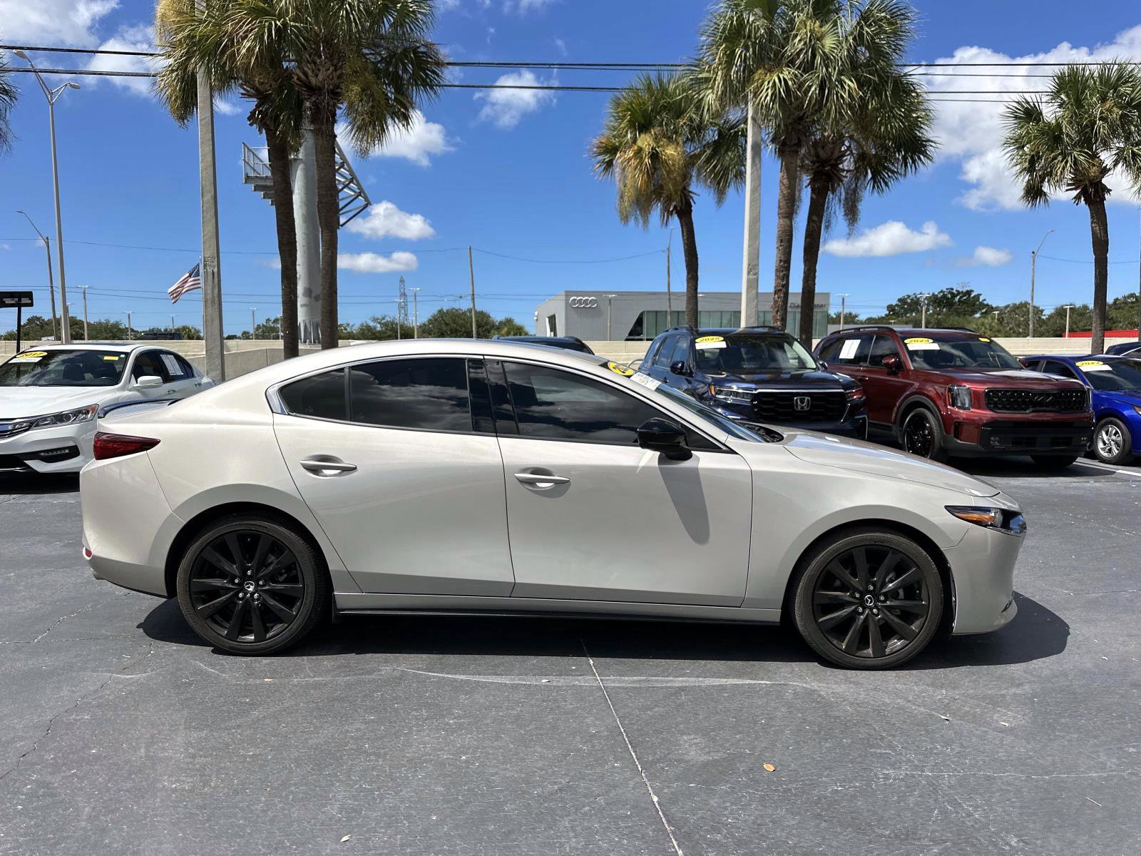 2023 Mazda Mazda3 Sedan 2.5 Turbo Premium Plus photo 3