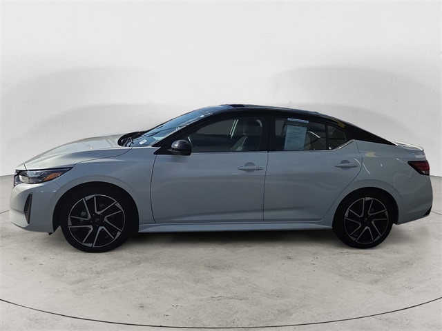 2024 Nissan Sentra SR photo 2