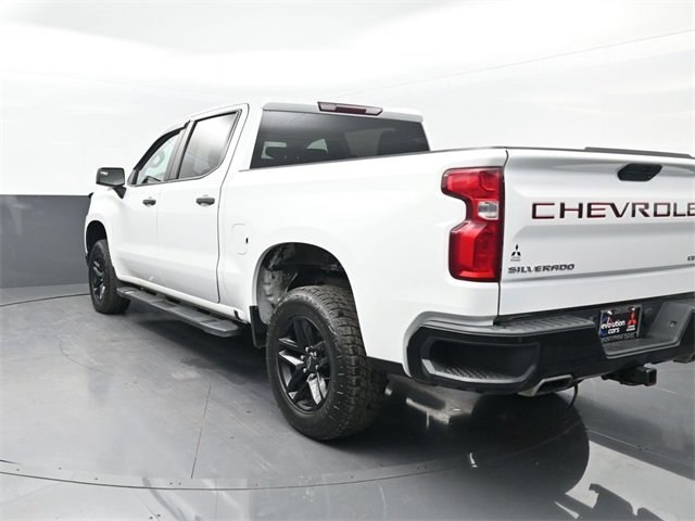 2019 Chevrolet Silverado 1500 Custom Trail Boss photo 3