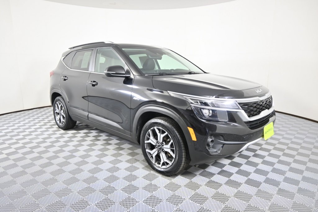 2022 Kia Seltos EX photo 9