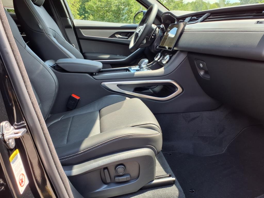 2026 Jaguar F-PACE P400 R-Dynamic S photo 3