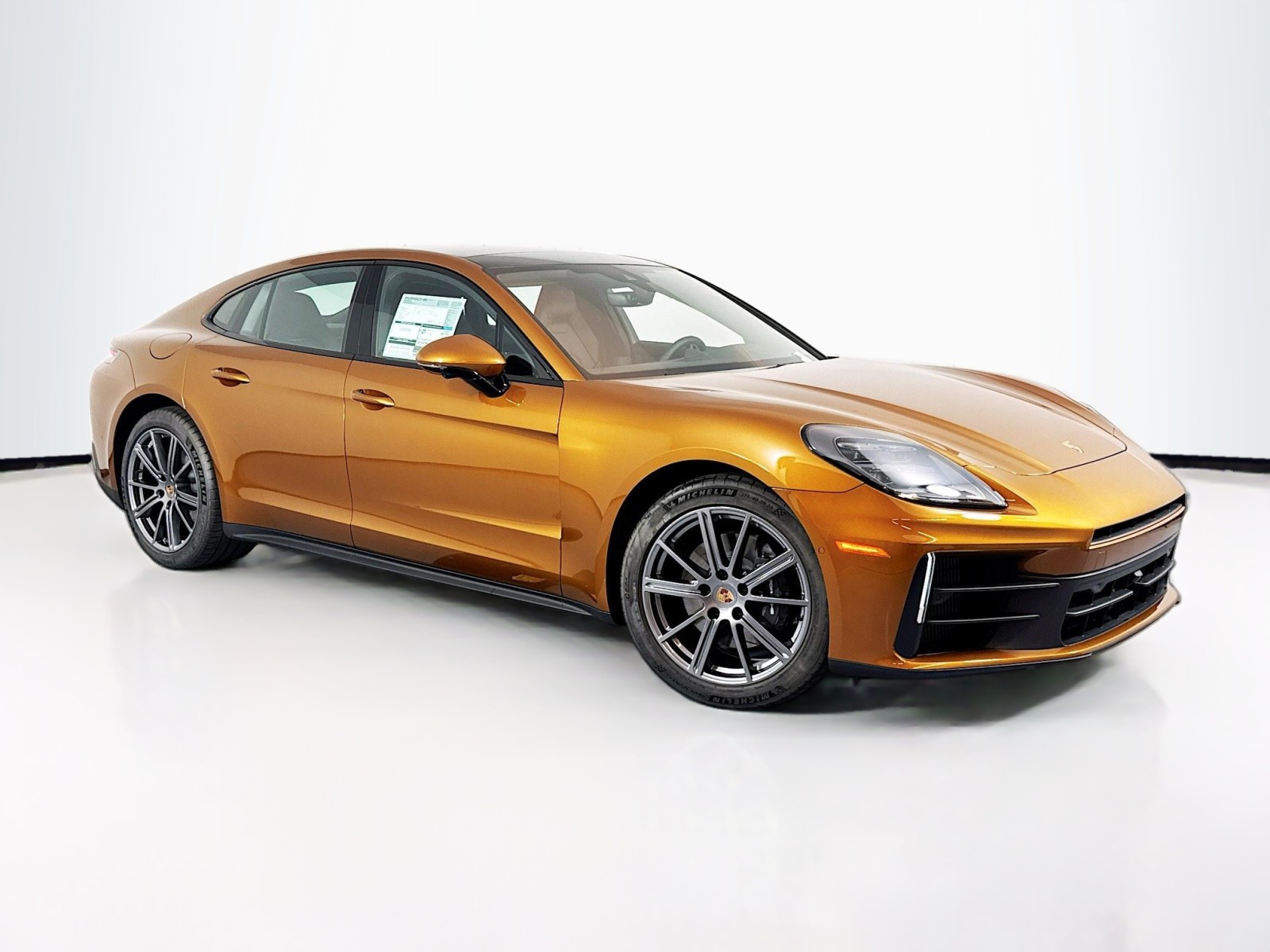 2025 Porsche Panamera 4 photo 7