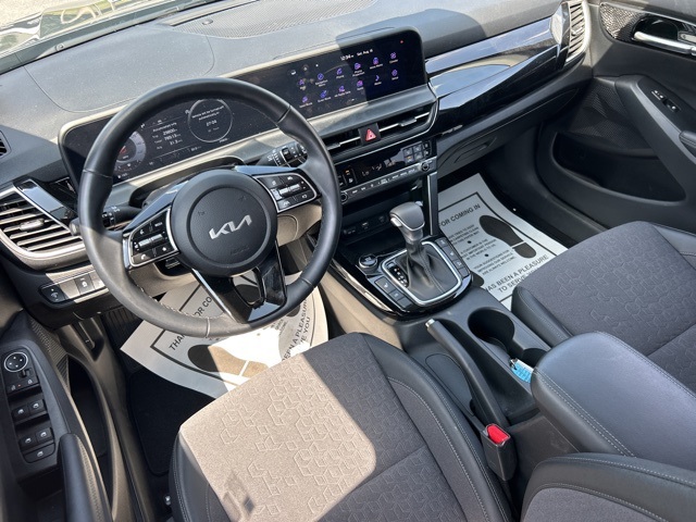 2024 Kia Seltos S photo 29