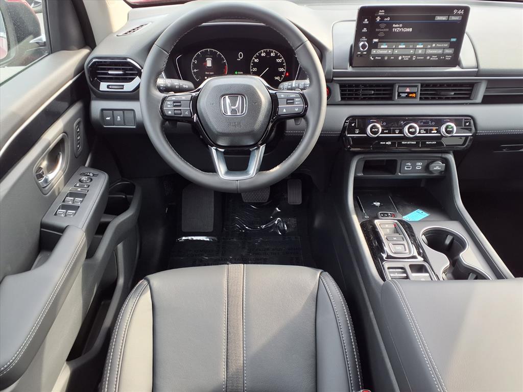 2025 Honda Pilot EX-L photo 3