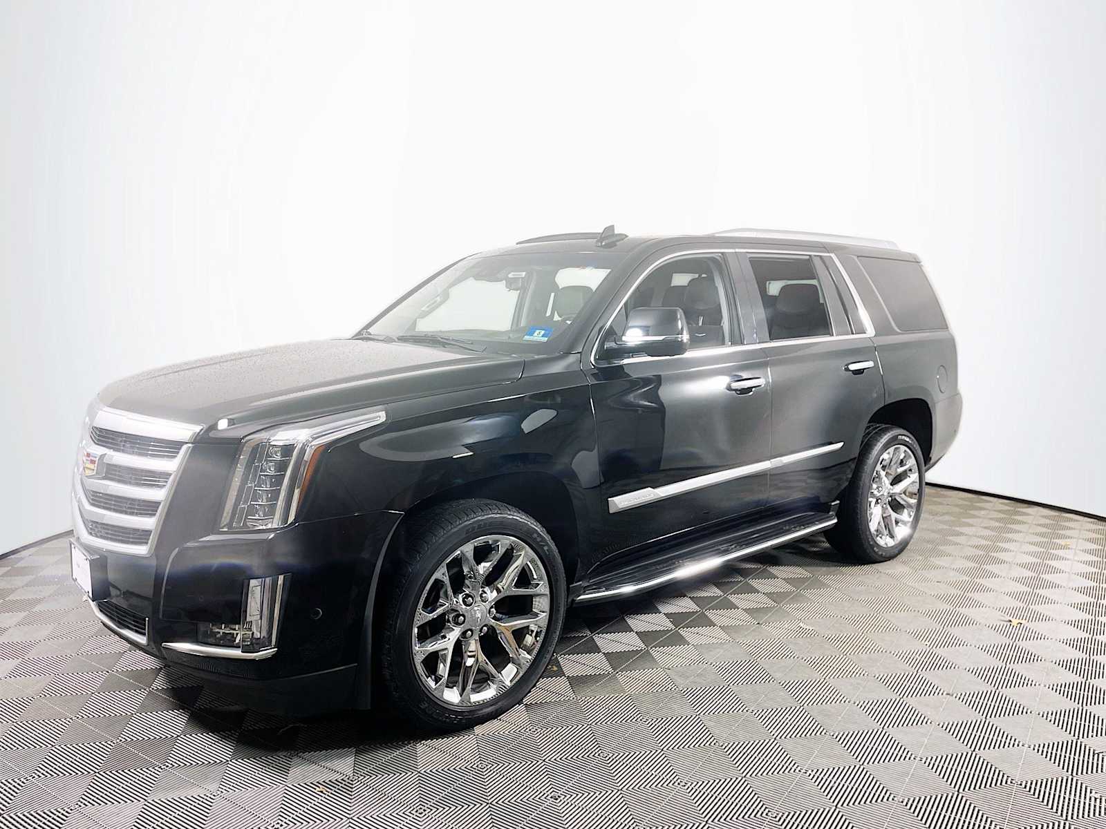 2020 Cadillac Escalade Luxury's photo