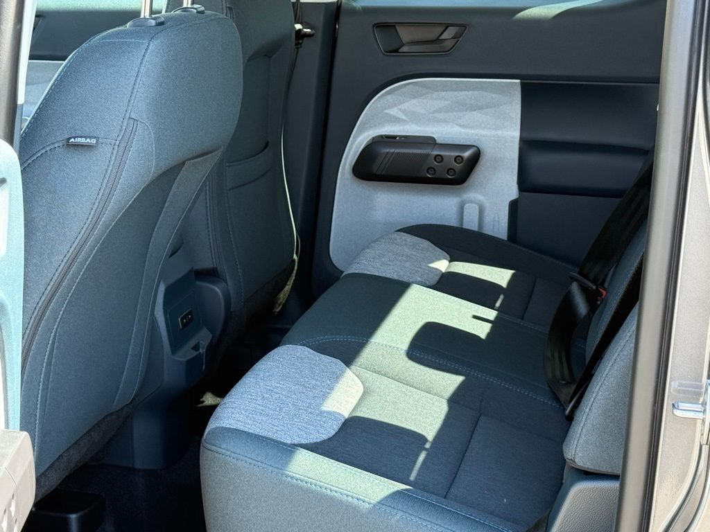 2025 Ford Maverick XLT photo 6