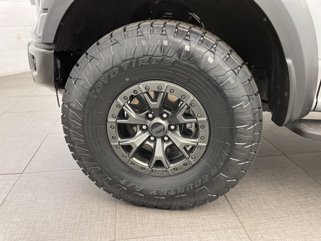 2022 Ford F-150 Raptor photo 9