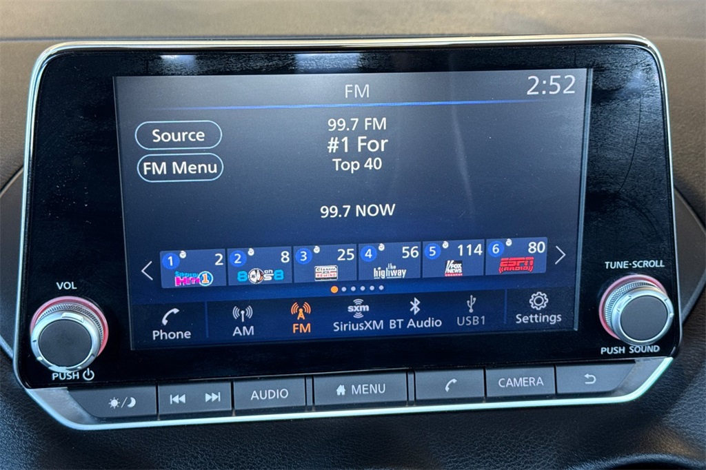 2021 Nissan Sentra SV photo 19