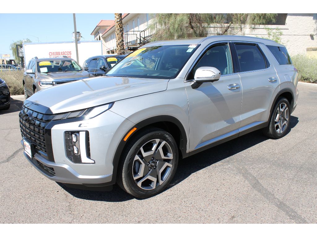 2025 Hyundai Palisade Limited photo 3