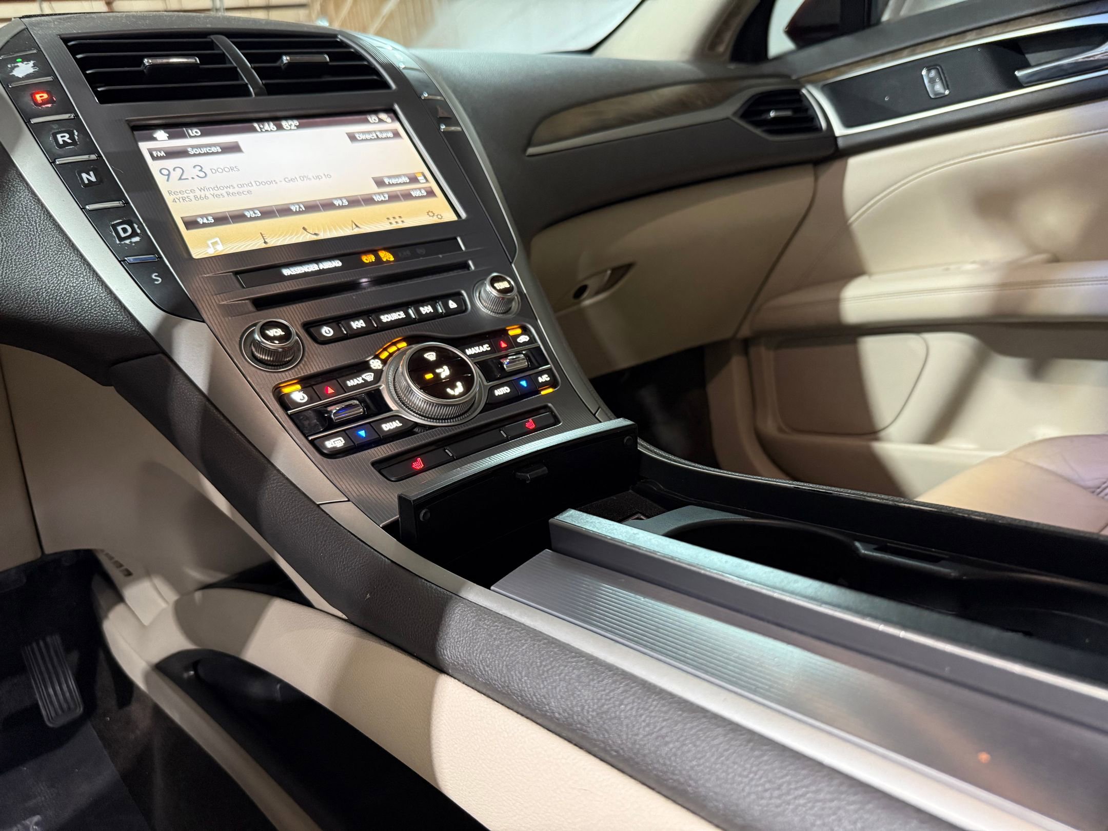 2017 Lincoln MKZ Select photo 22