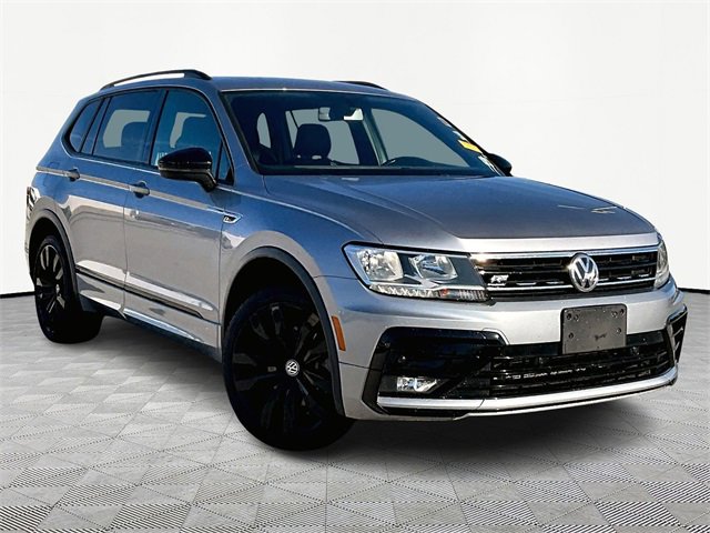 2021 Volkswagen Tiguan SE R-LINE BLACK's photo