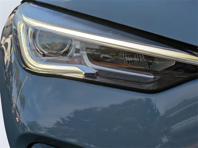 2022 Infiniti QX55 Luxe photo 9