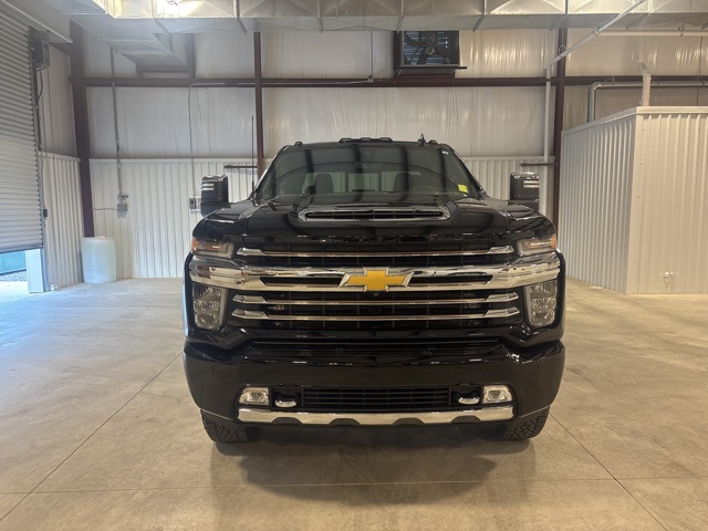 2022 Chevrolet Silverado 3500HD High Country photo 3