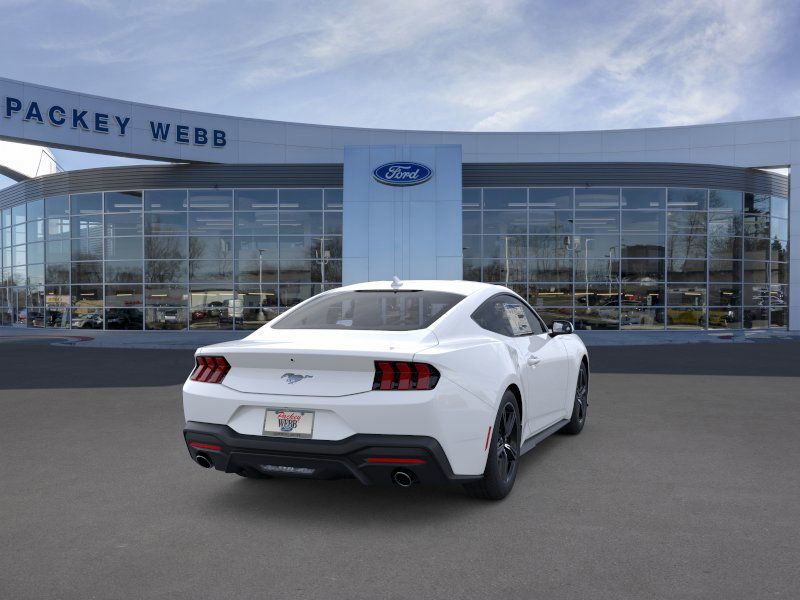 2025 Ford Mustang EcoBoost photo 5