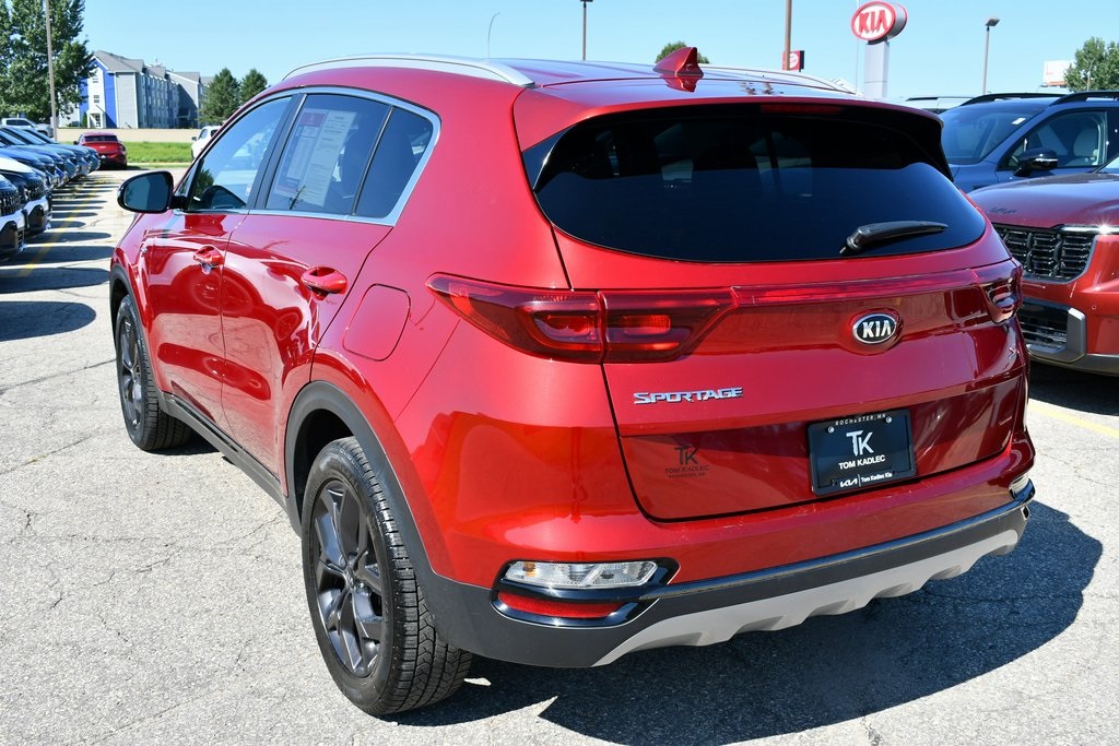 2020 Kia Sportage S photo 2