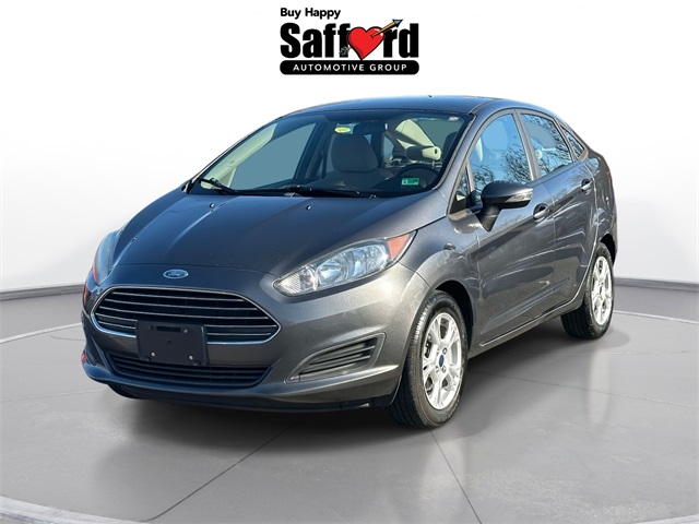 2015 Ford Fiesta SE's photo