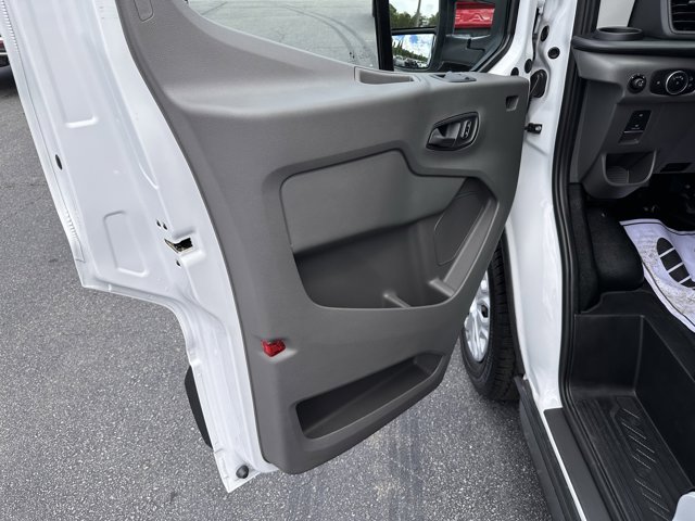 2024 Ford Transit photo 12