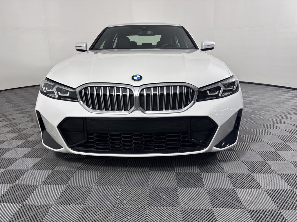2024 Bmw 330i xDrive photo 2