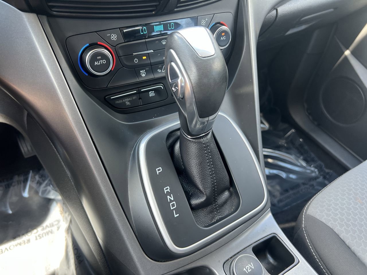 2017 Ford C-Max Hybrid SE photo 21