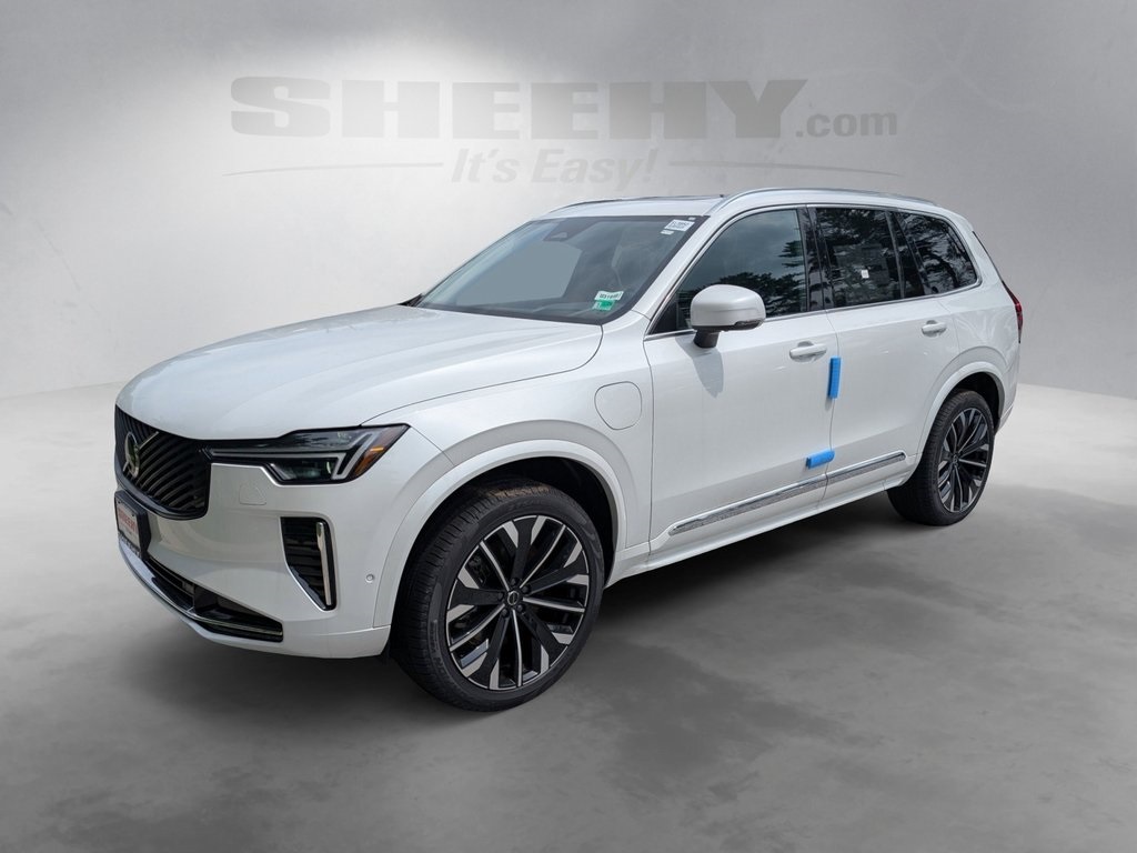 2025 Volvo XC90 T8 photo 25