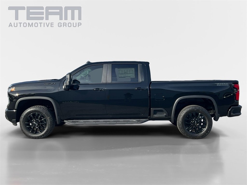 2026 Chevrolet Silverado 2500HD LT photo 4