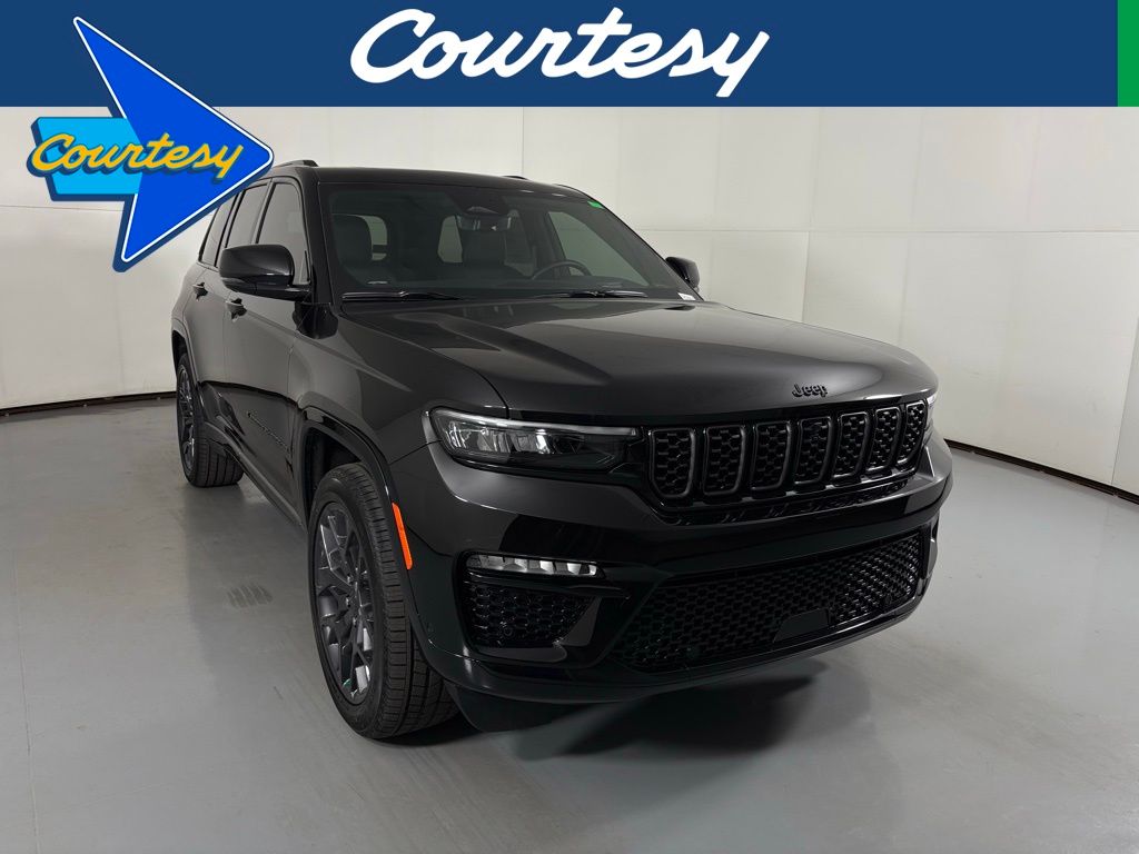 2025 Jeep Grand Cherokee Summit Reserve's photo