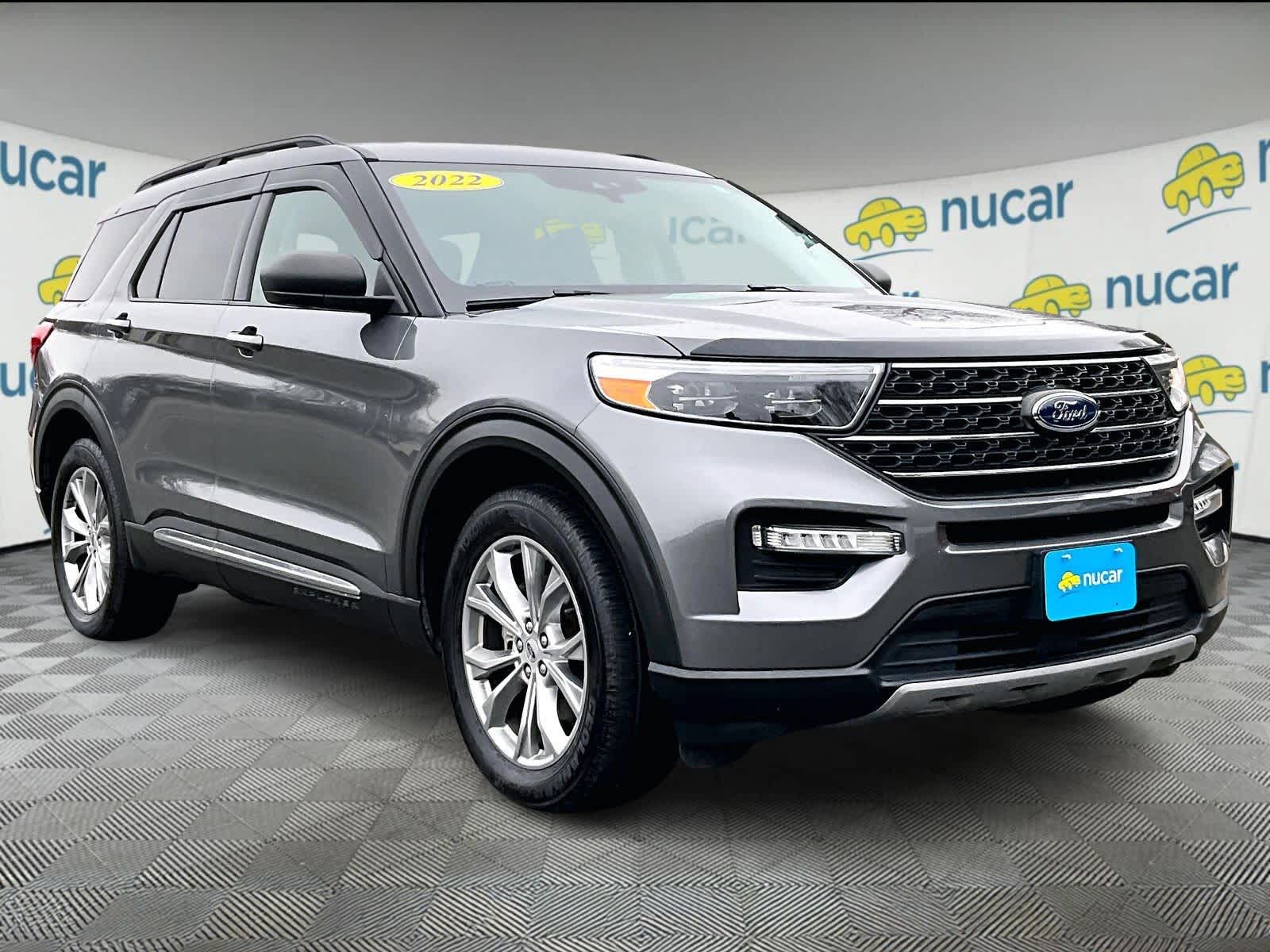 2022 Ford Explorer XLT's photo