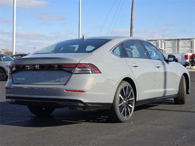 2025 Honda Accord Hybrid Touring photo 8