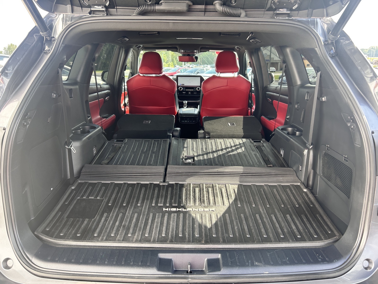 2023 Toyota Highlander XSE photo 12