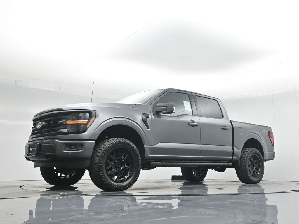 2025 Ford F-150 XLT photo 42