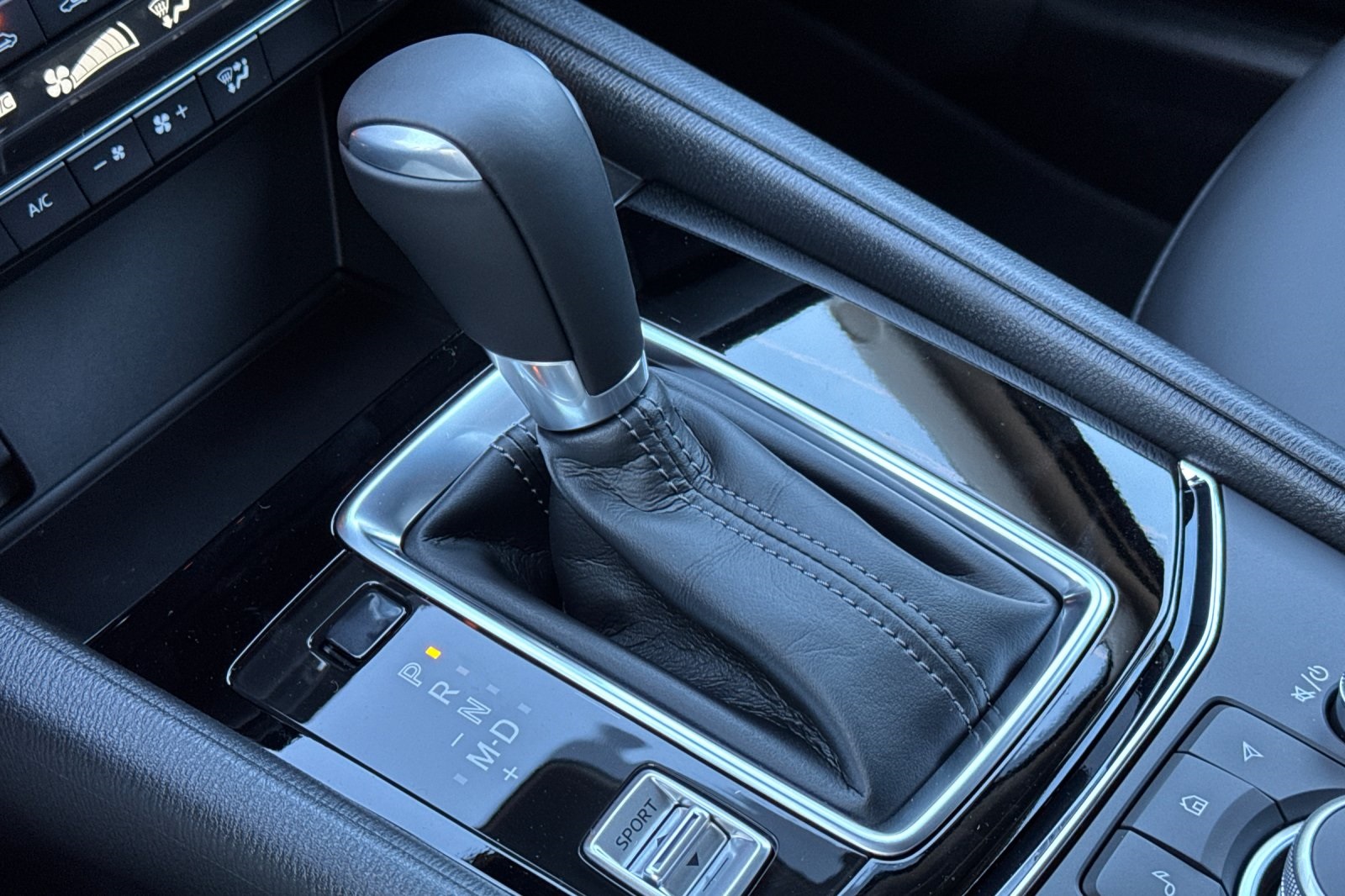 2025 Mazda CX-5 2.5 Select photo 20