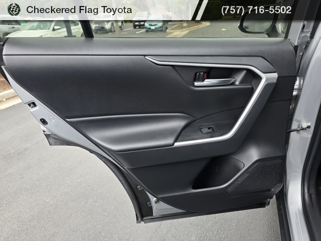 2024 Toyota RAV4 Hybrid XLE photo 34