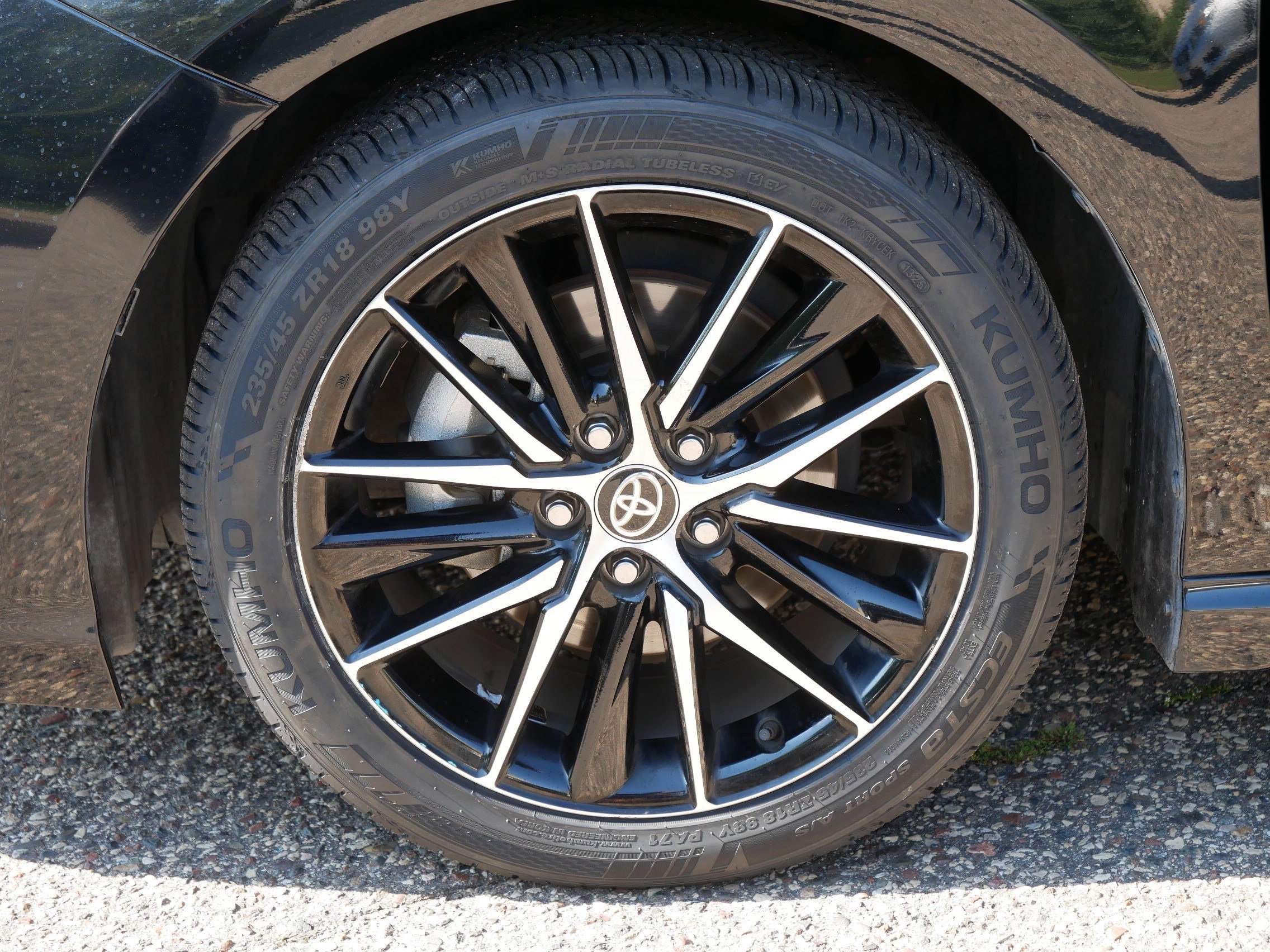 2024 Toyota Camry SE photo 15