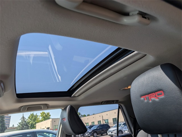 2022 Toyota 4Runner TRD Off-Road Premium photo 12