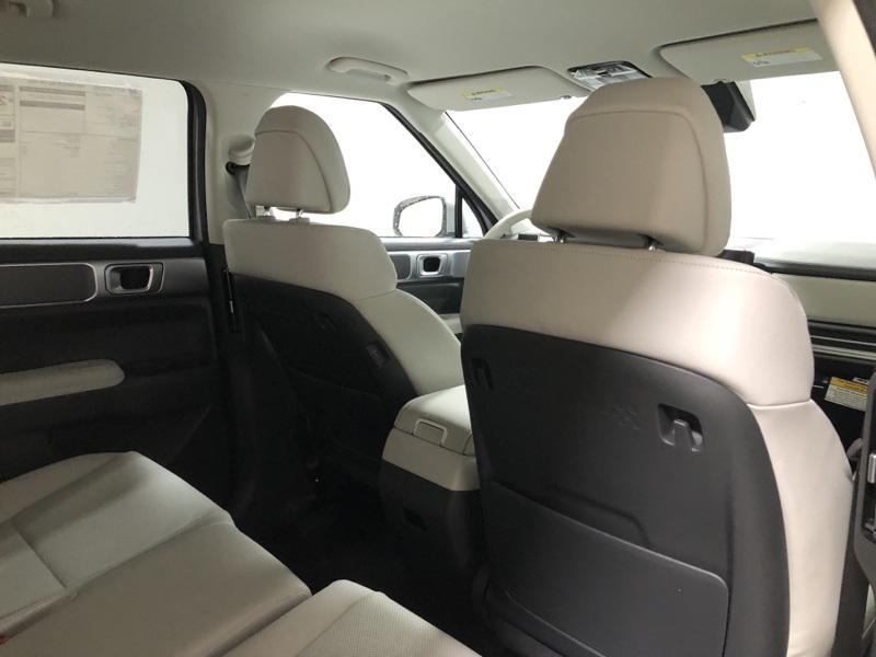 2026 Hyundai Santa Fe SEL photo 7