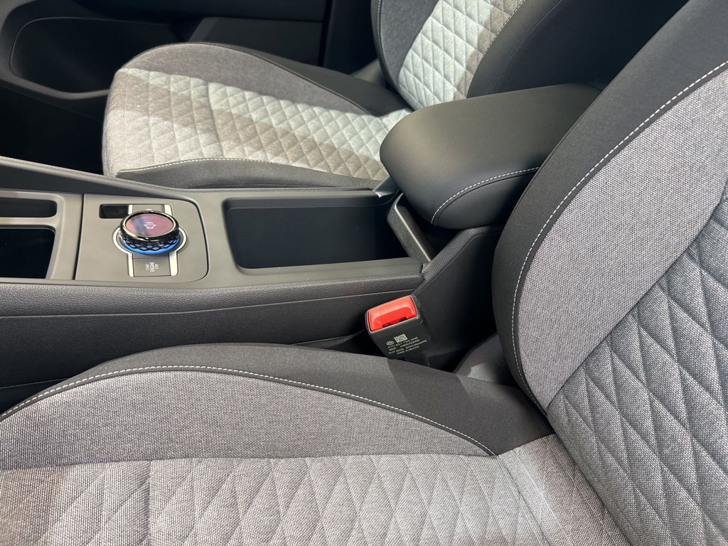 2025 Volkswagen Tiguan S photo 29