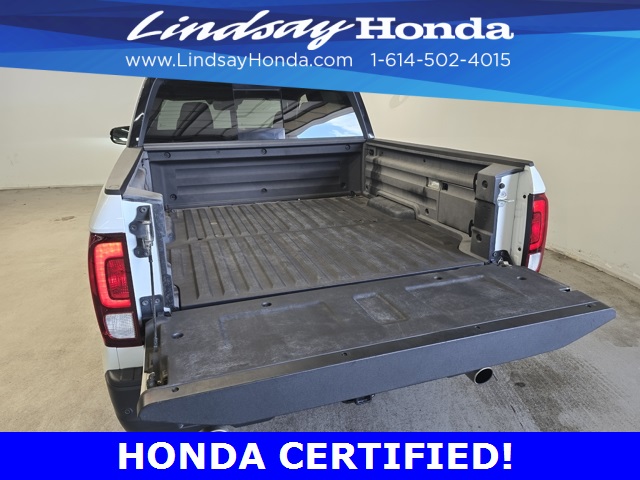 2022 Honda Ridgeline Black Edition photo 5