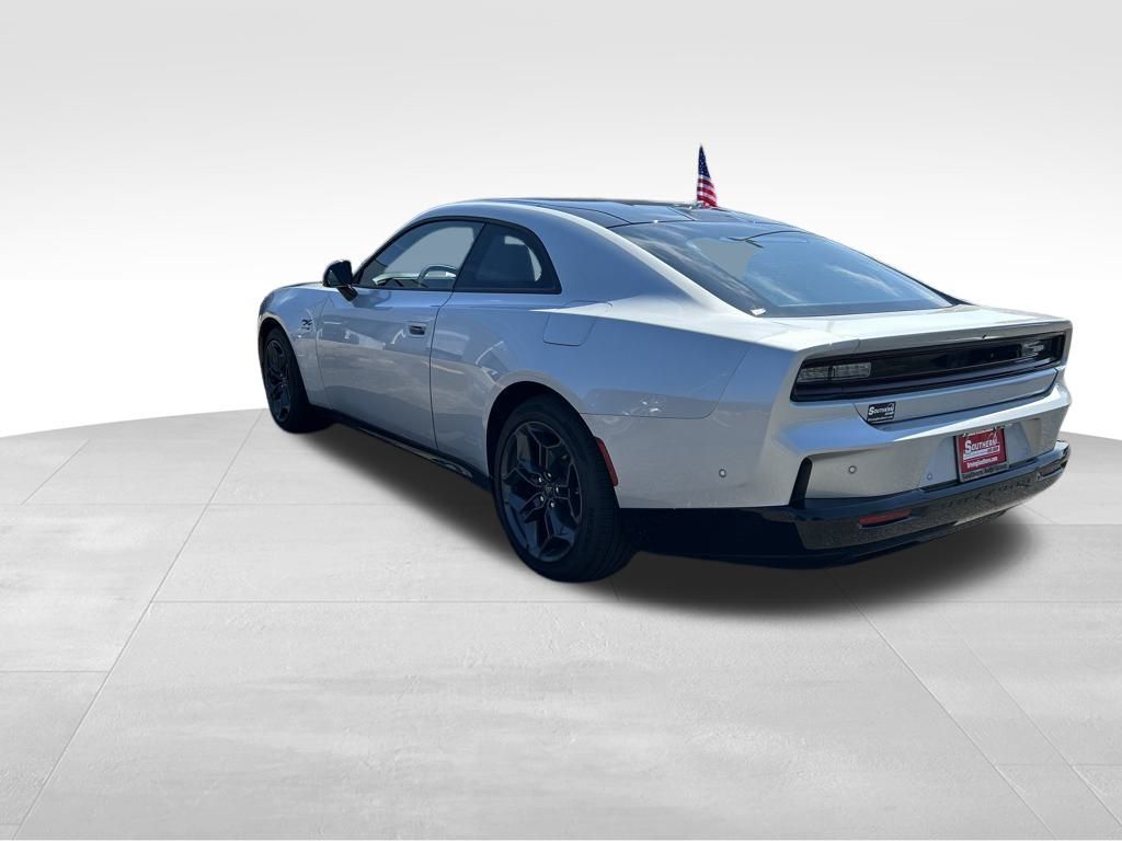 2025 Dodge Charger R/T photo 3