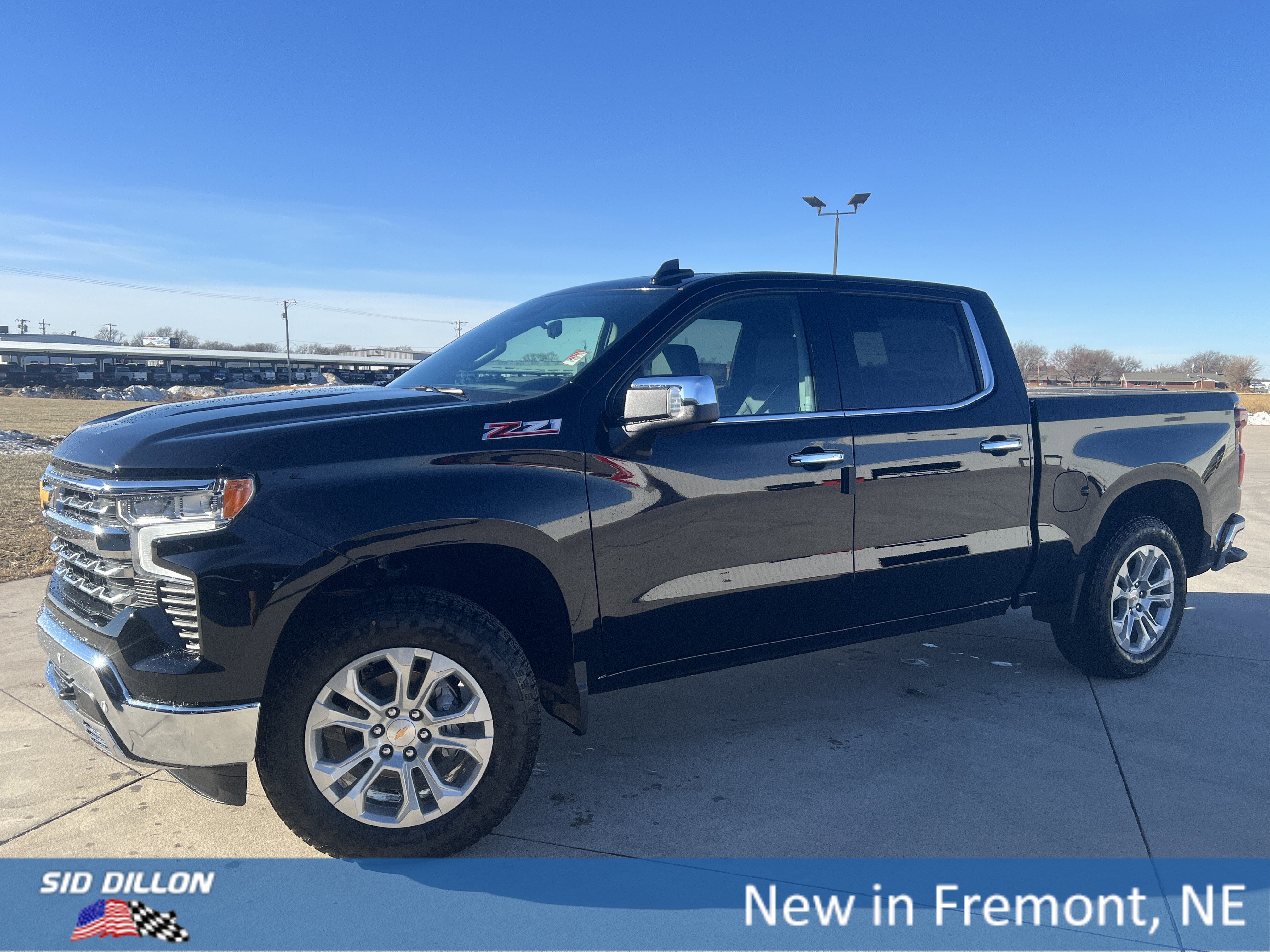 2026 Chevrolet Silverado 1500 LTZ's photo