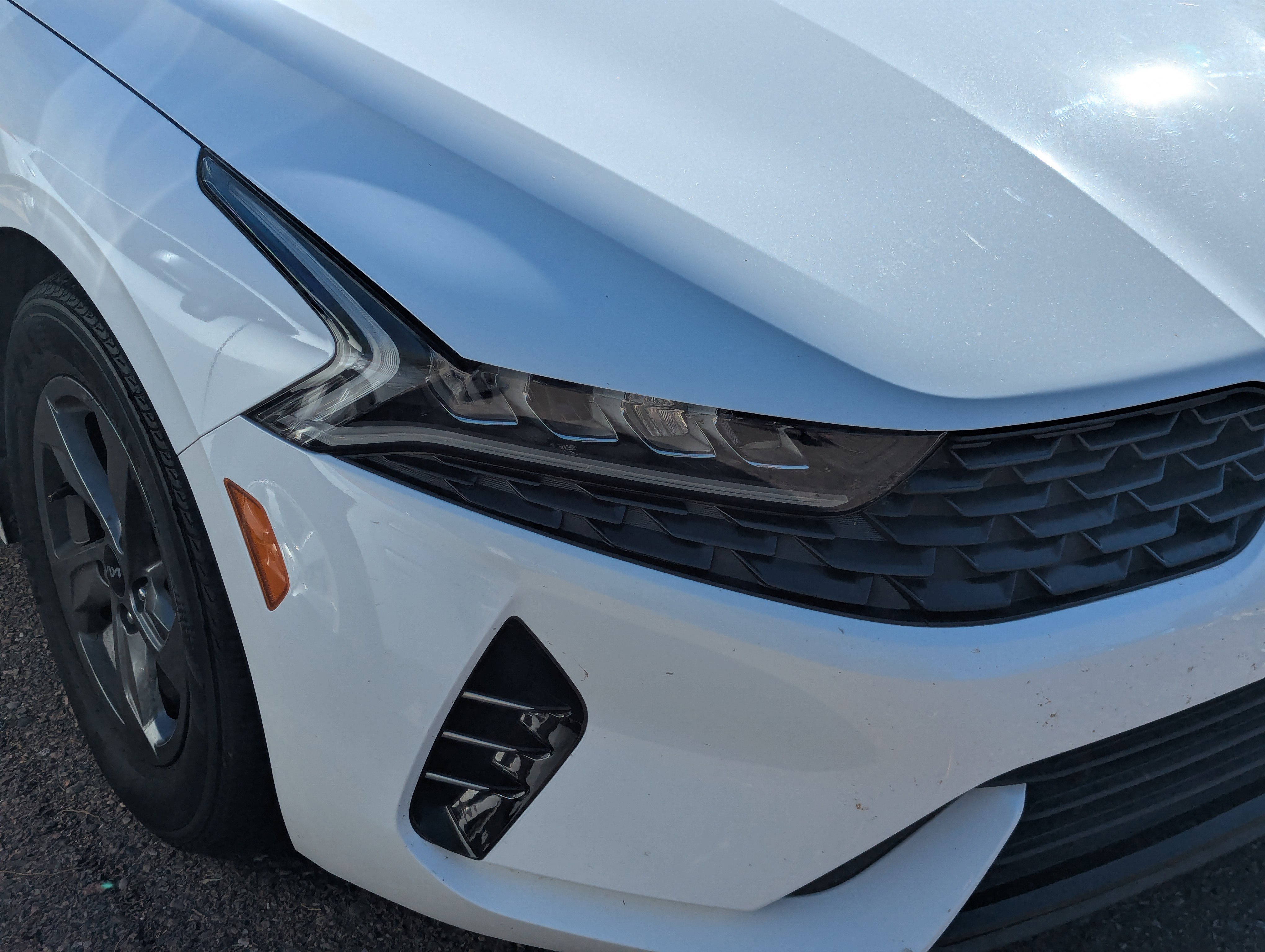 2023 Kia K5 LXS photo 2