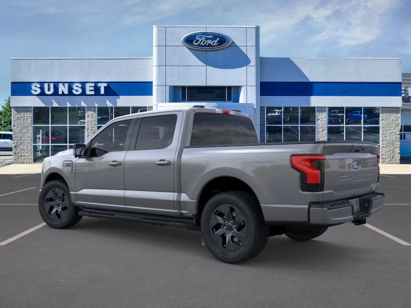 2025 Ford F-150 Lightning photo 4