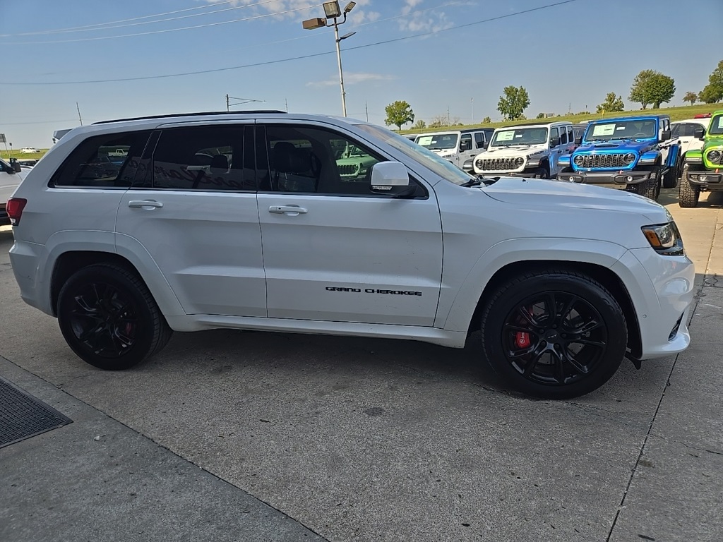2017 Jeep Grand Cherokee SRT8 photo 11