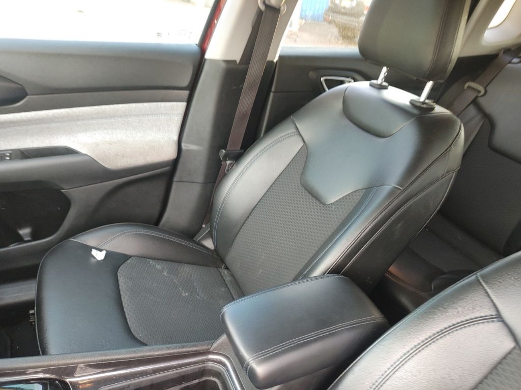 2022 Jeep Compass Latitude photo 15