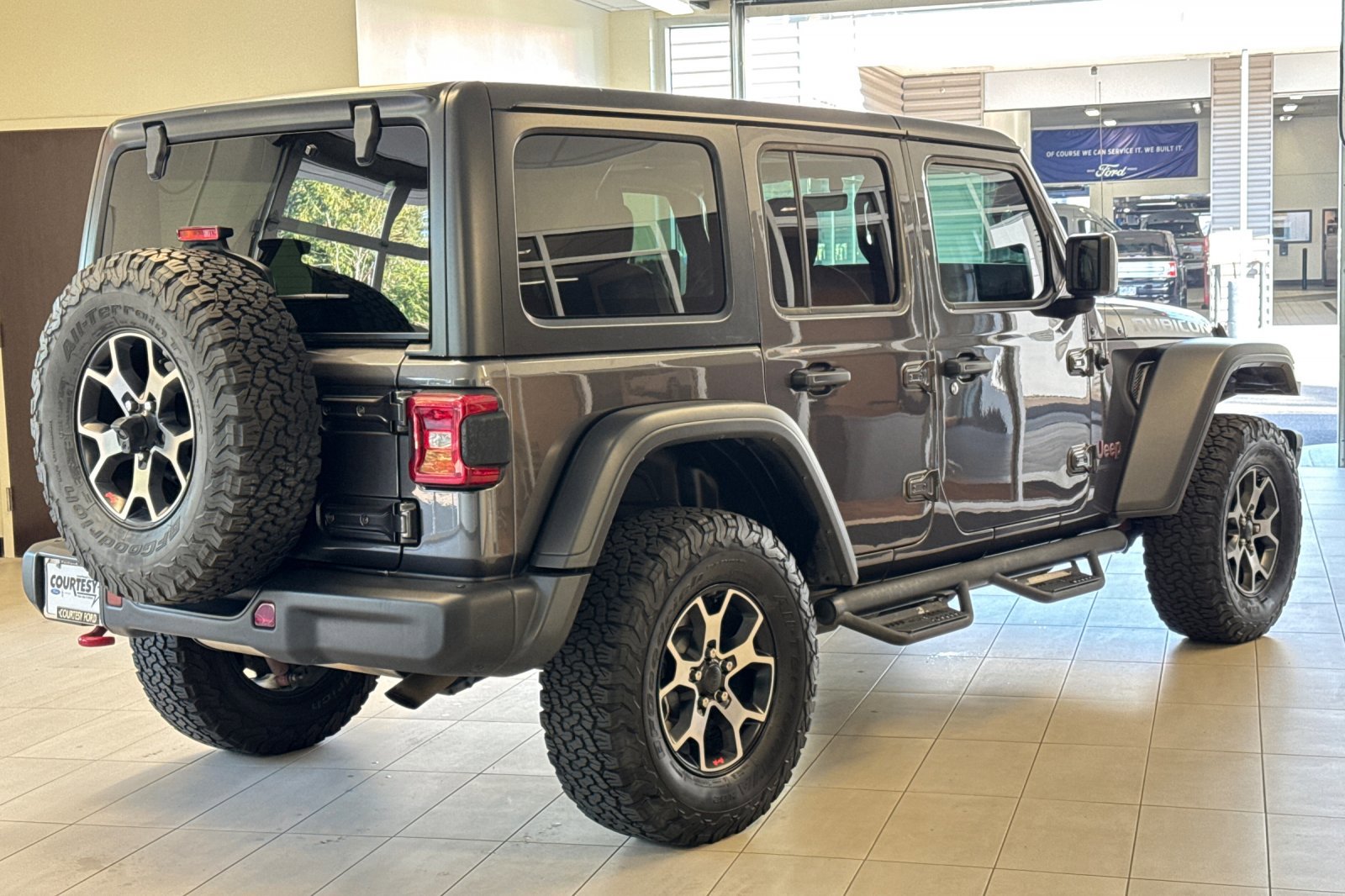 2018 Jeep Wrangler Unlimited Rubicon photo 3