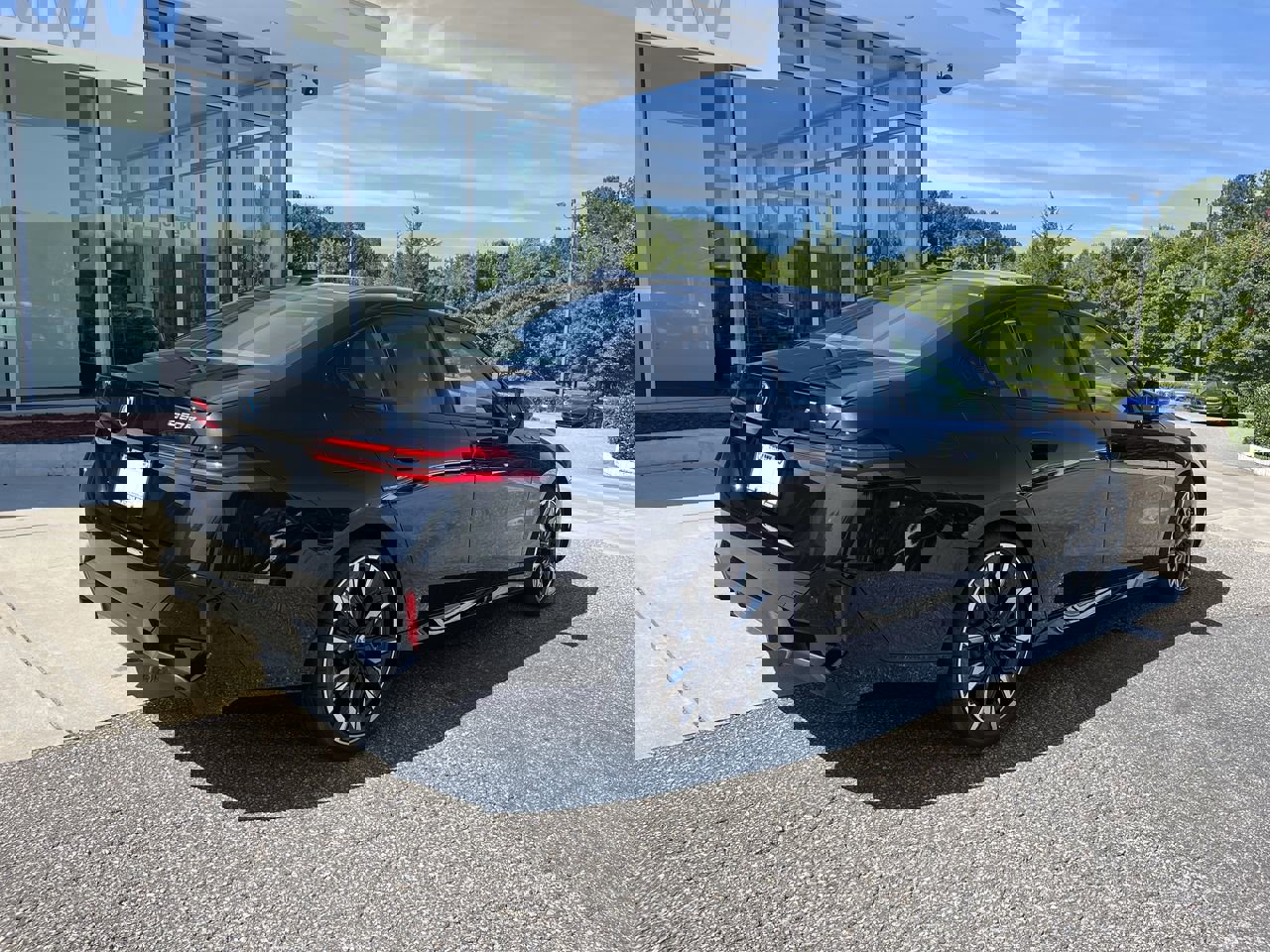 2026 Bmw 550e xDrive photo 8