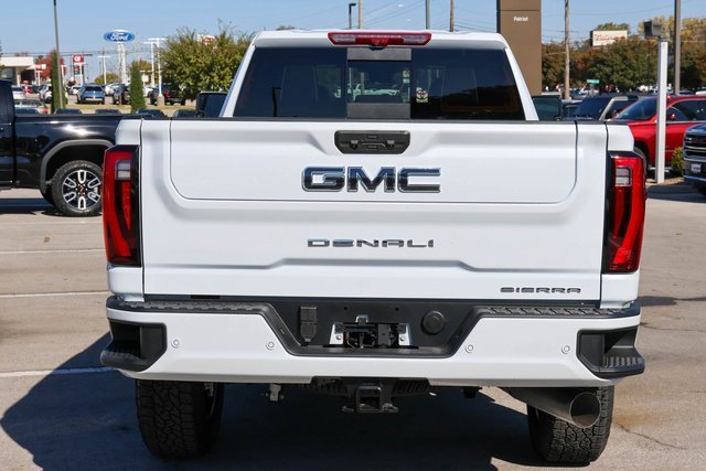 2026 Gmc Sierra 3500 HD Denali Ultimate photo 4